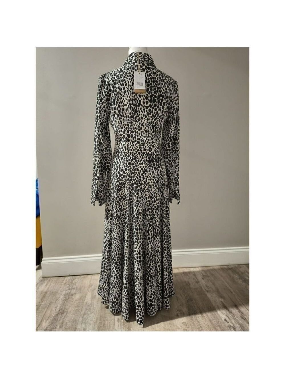Michael kors collection Black and White Speckled Pony Print Shirtdress Size 4 NW - Picture 5 of 11